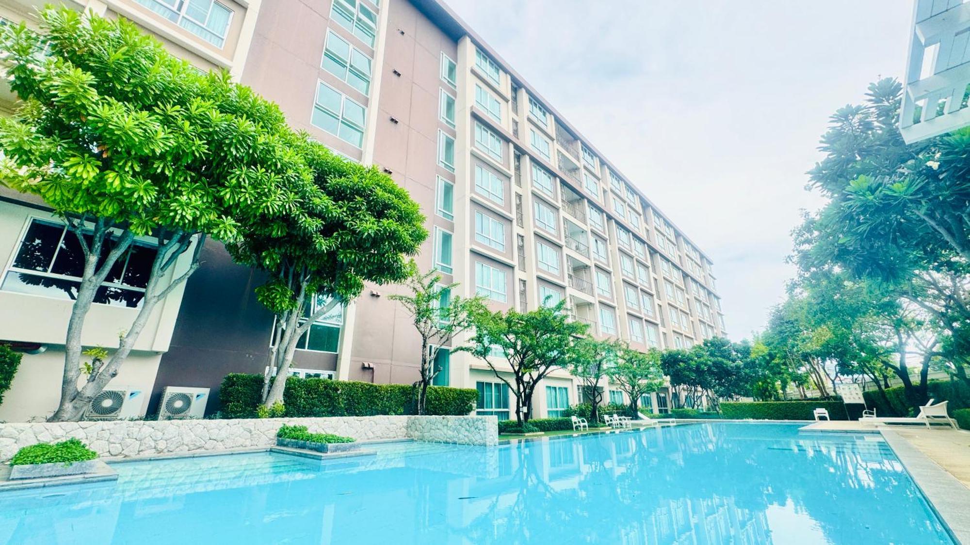Sea&Mountain View,5 Mins Walk To Famous Beach With King Size Bed HHQ Exterior photo